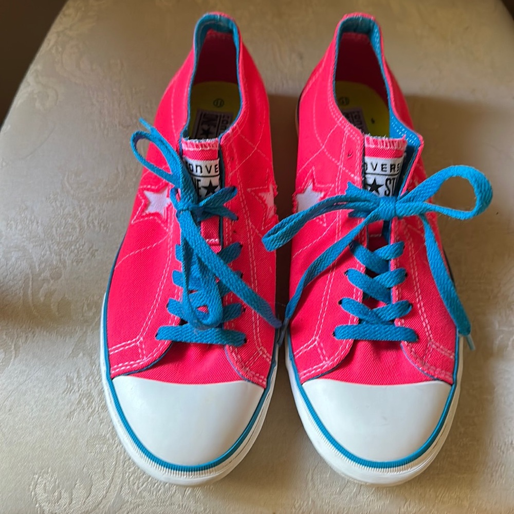 Retro hot pink Converse One Star sneakers, tennis shoes, electric blue trim
